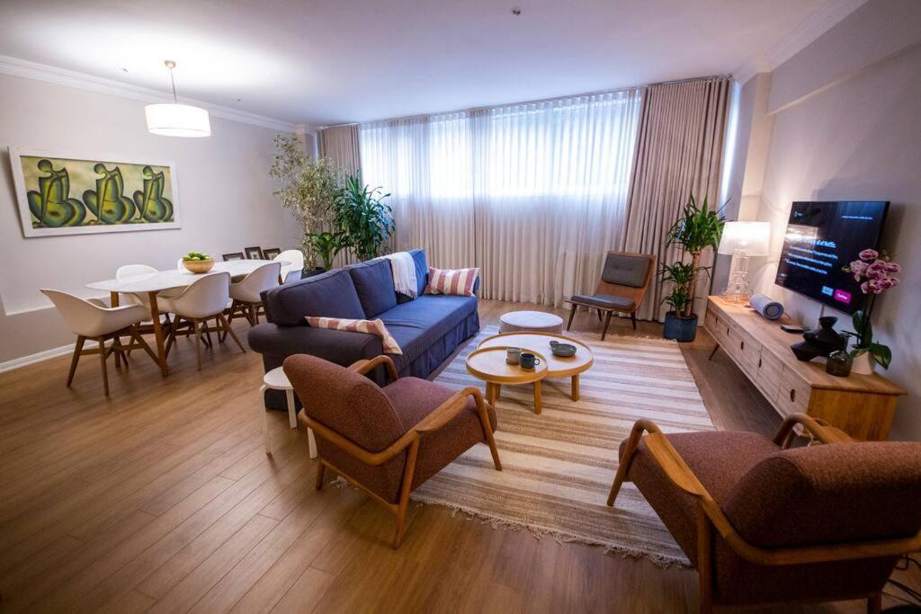 Spacious Luxury Flat In The Heart Of Istanboel