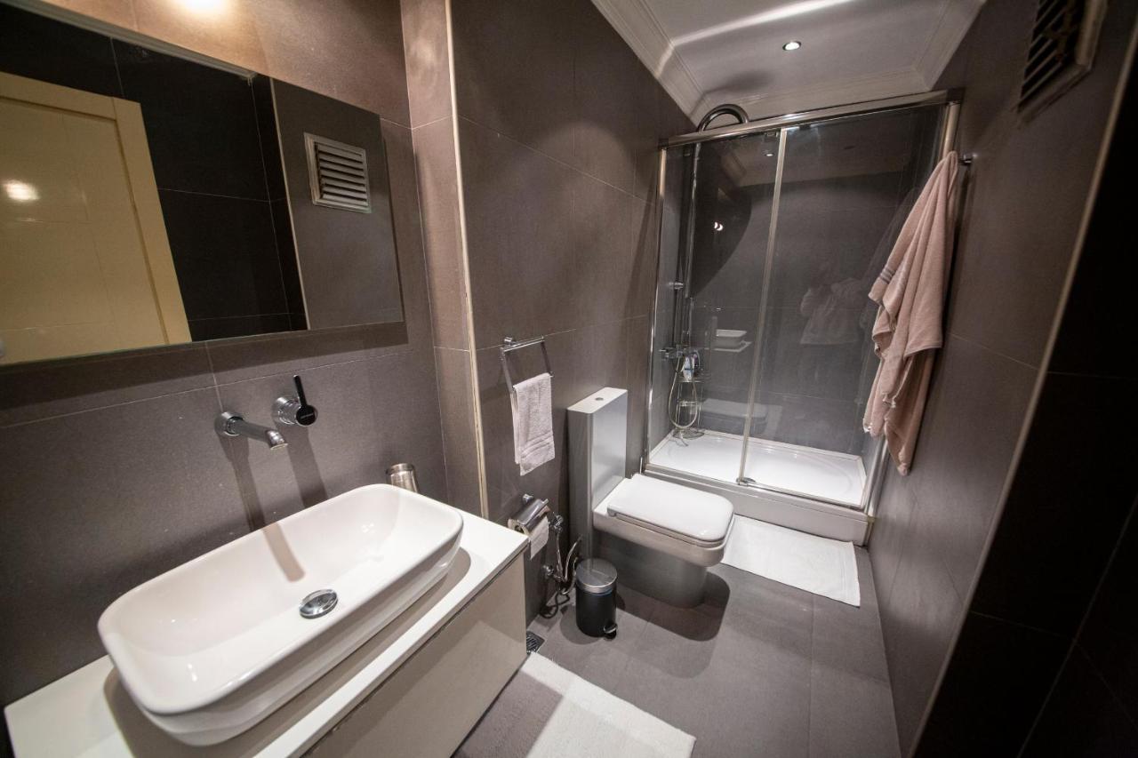 Gasthuis Spacious Luxury Flat In The Heart Of Istanboel